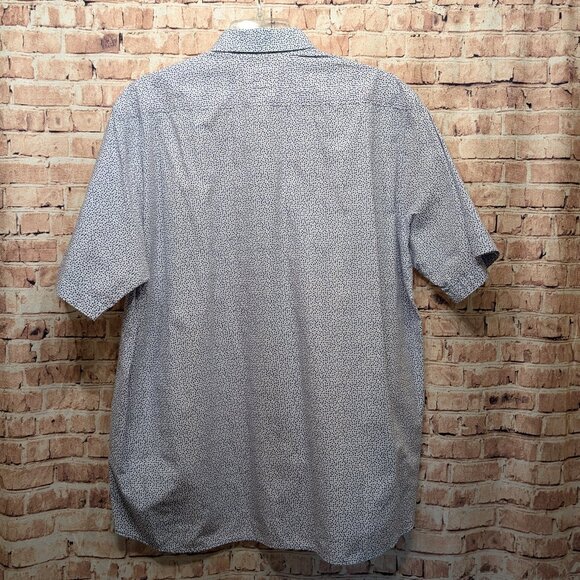 Haupt Short Sleeve Button Down Star Pattern Reg. Fit 43/44 17 1/2 Neck - Picture 8 of 11